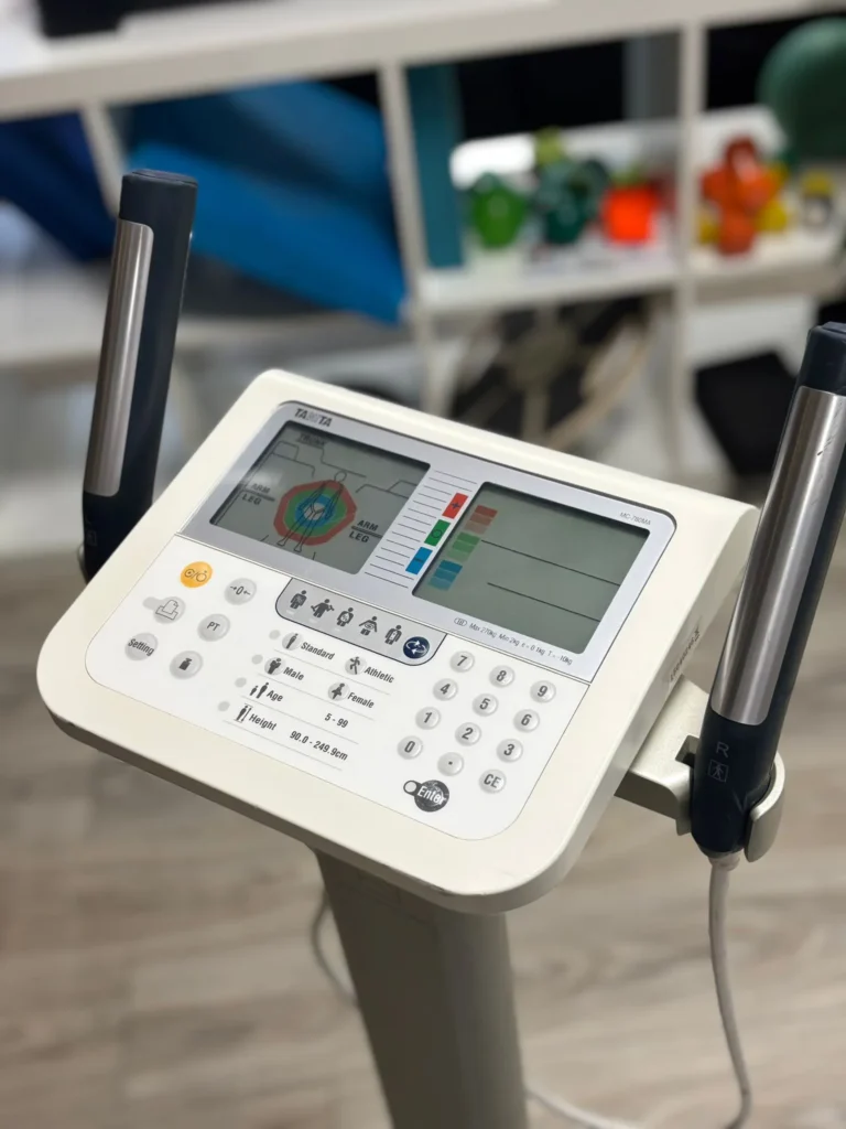 Bioelektrische Impedanzanalyse (BIA) mit der Körperfettwaage, Firma Tanita
